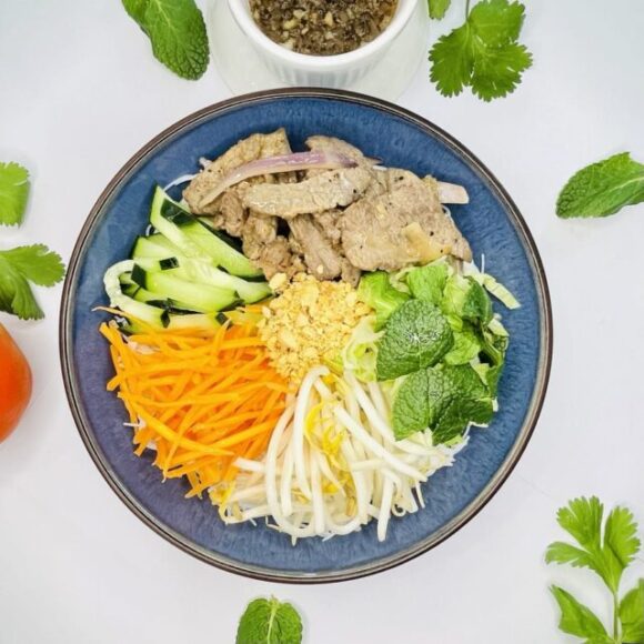 Rice vermicelli with lemongrass‐beef stir-fry – Danh Pham Cuisine